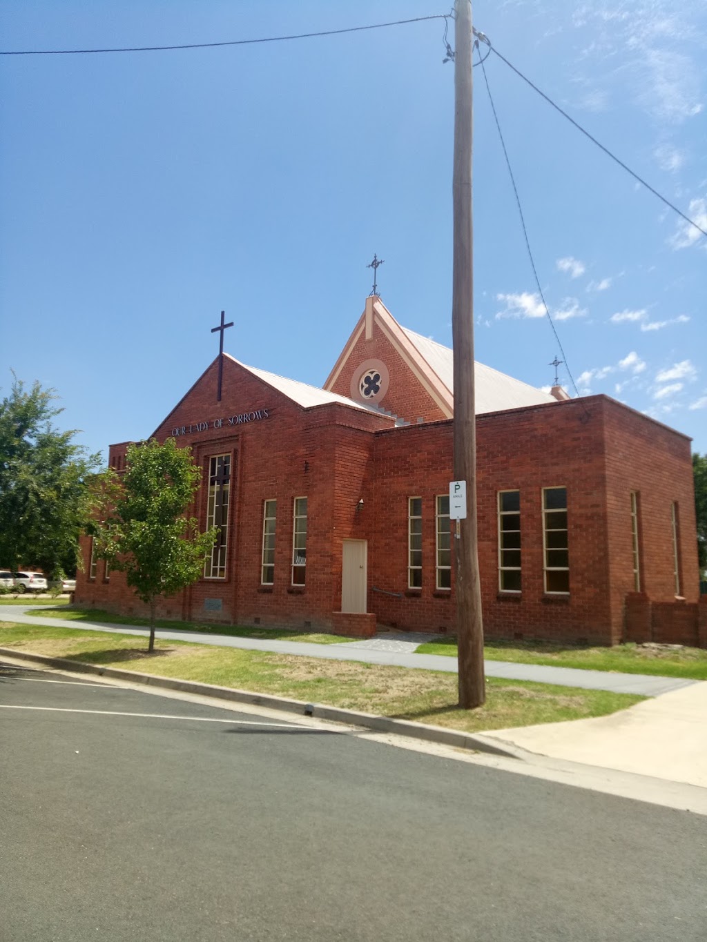 Our Lady of Sorrows Catholic Church | church | 145 Albury St, Holbrook NSW 2644, Australia | 0260362436 OR +61 2 6036 2436