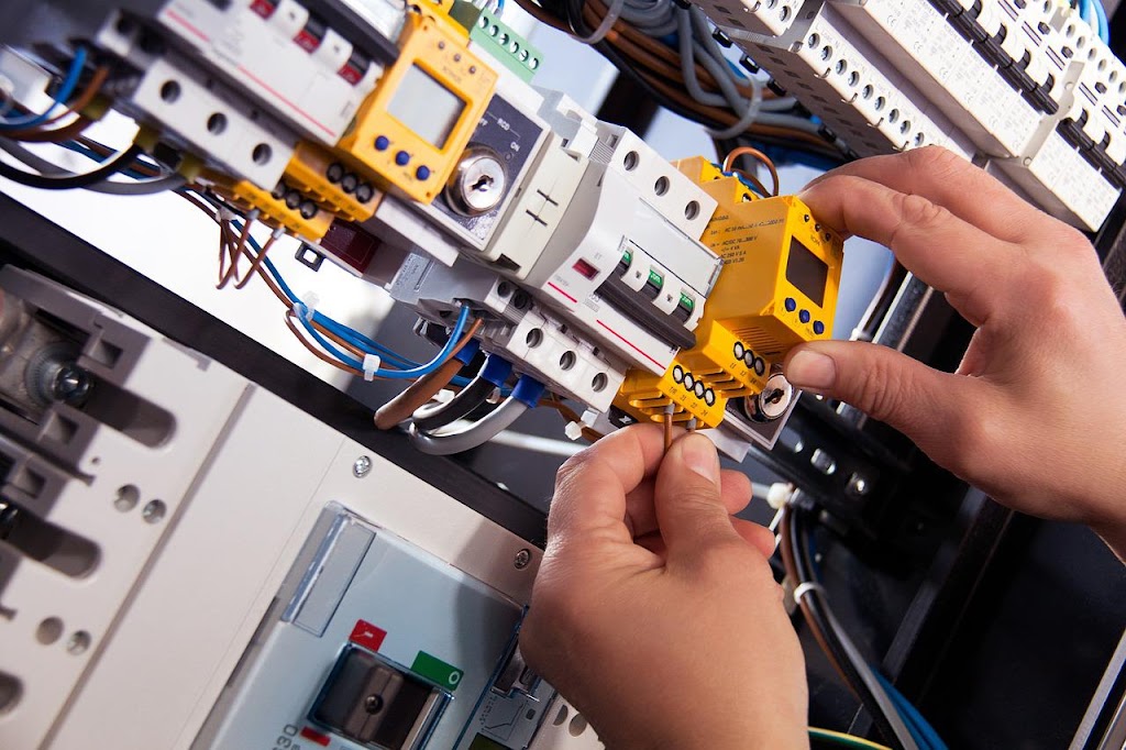 Dalby Electrician | 18 Solitaire Ct, Dalby QLD 4405, Australia | Phone: 0407 917 479