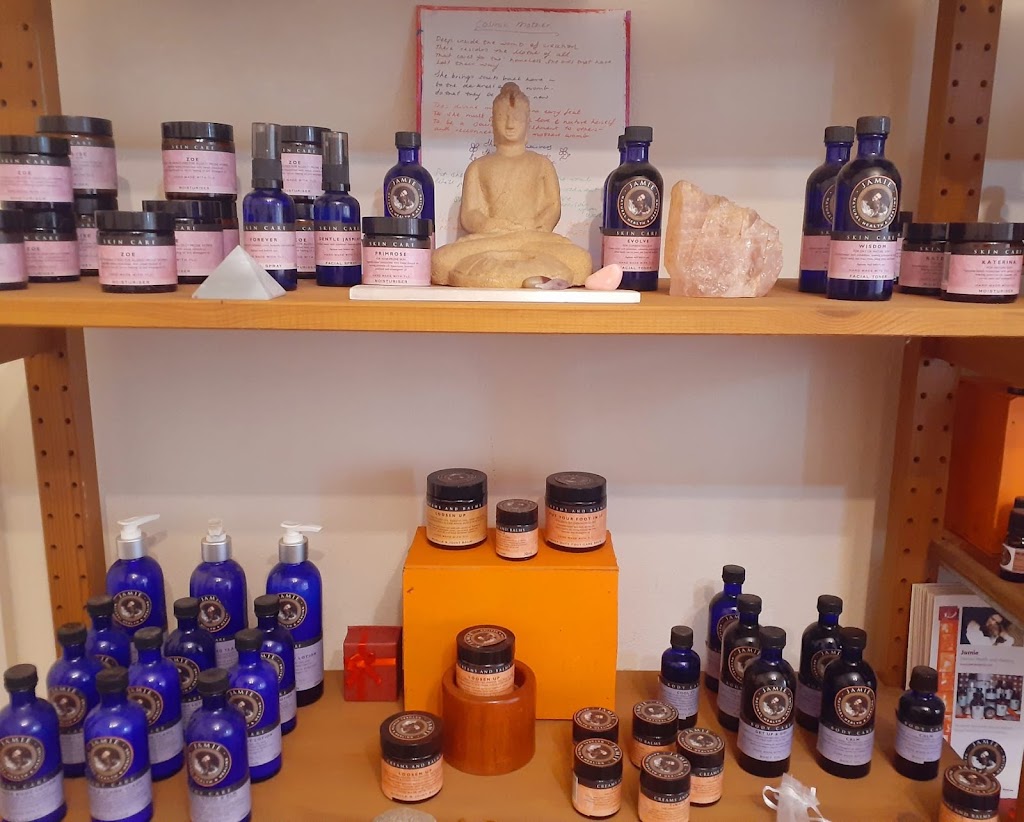 Jamie Natural Health and Healing | 239 Warrigal Rd, Burwood VIC 3125, Australia | Phone: 0402 161 868