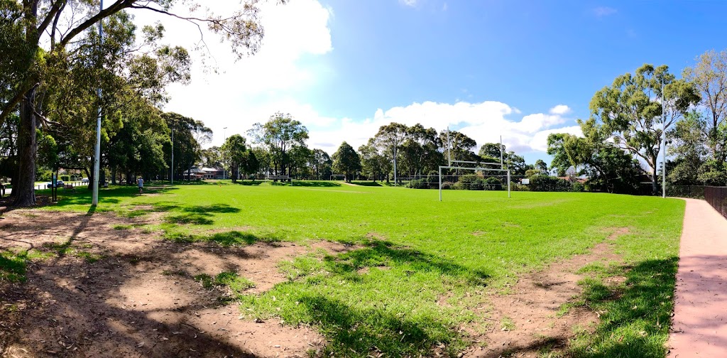 Alan Hyslop Oval | park | 13 Robert St, Willoughby East NSW 2068, Australia | 0297771000 OR +61 2 9777 1000
