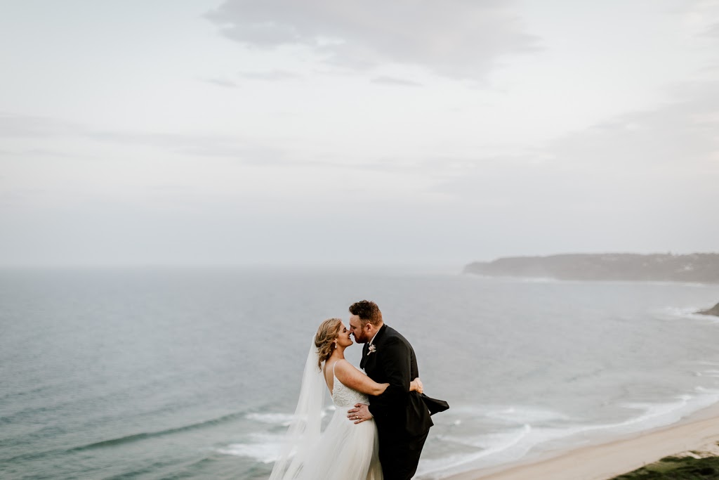 Gez Xavier Mansfield Photography |  | 42 Queen St, Lorn NSW 2320, Australia | 0433144549 OR +61 433 144 549