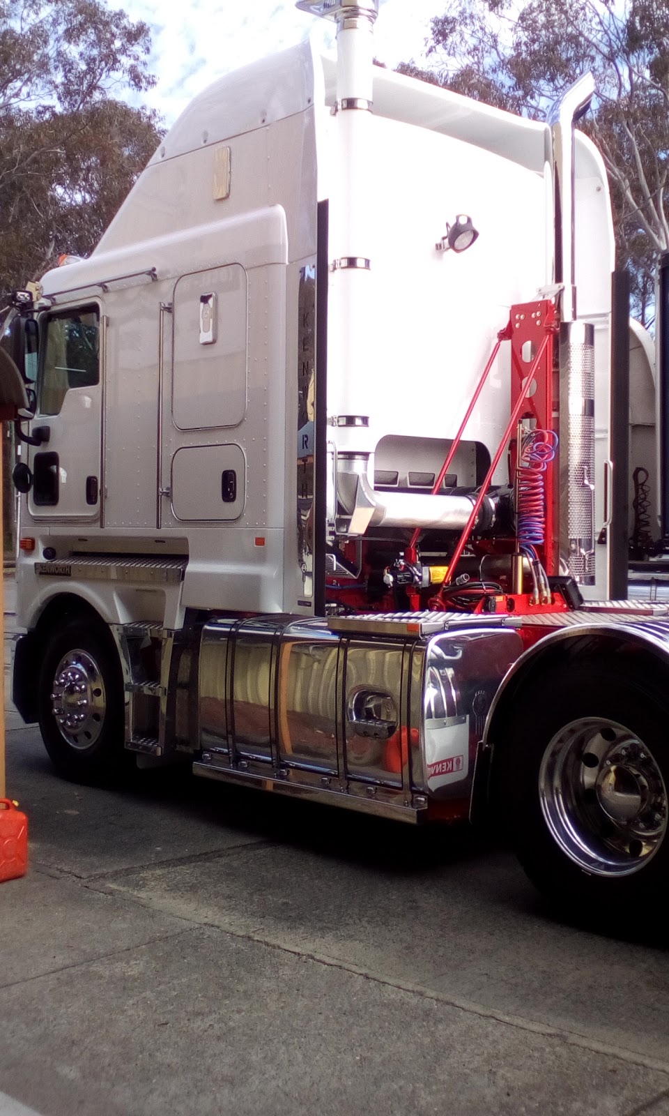 Wyee Transport | 62 Old Maitland Rd, Wyee NSW 2259, Australia | Phone: (02) 4357 1900