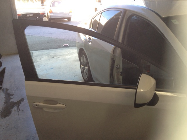 Armour Glass Mobile Window Tinting | car repair | 4 Lucca Ct, Coogee, Perth WA 6166, Australia | 0401731327 OR +61 401 731 327