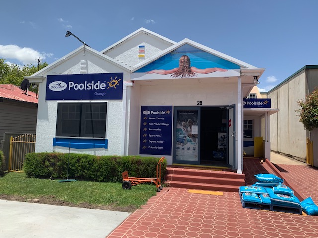 Poolside Orange | store | 28 William St, Orange NSW 2800, Australia | 0263629833 OR +61 2 6362 9833