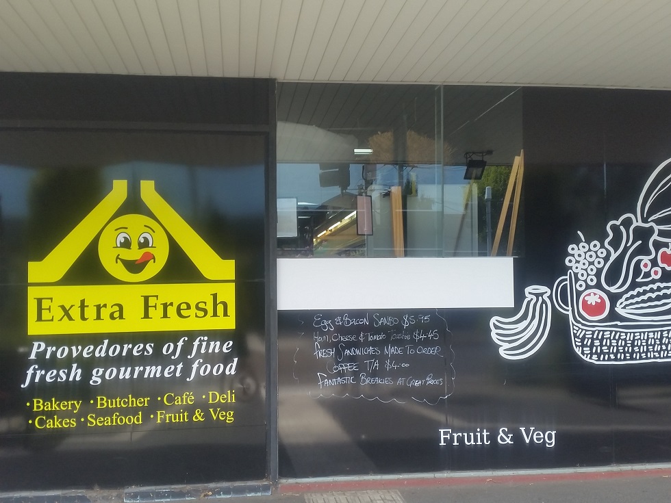 Bentleigh Produce Store | store | 7/284 Centre Rd, Bentleigh VIC 3204, Australia | 0395579455 OR +61 3 9557 9455