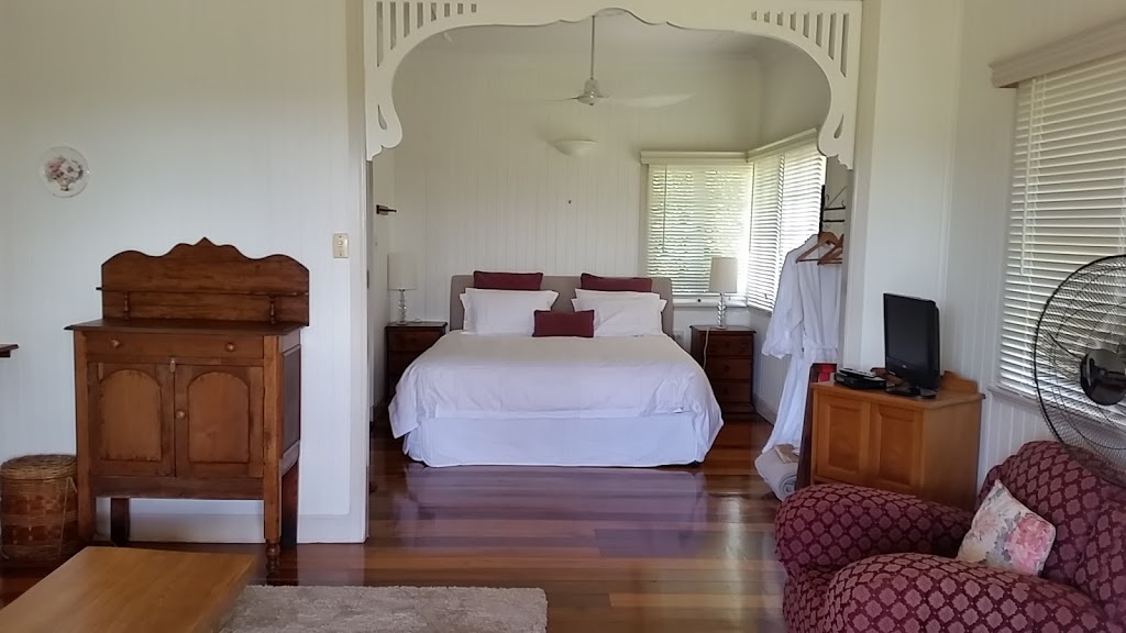 Foxwell Park Lodge Malanda | 336 Foxwell Rd, Peeramon QLD 4885, Australia | Phone: (07) 4096 6183