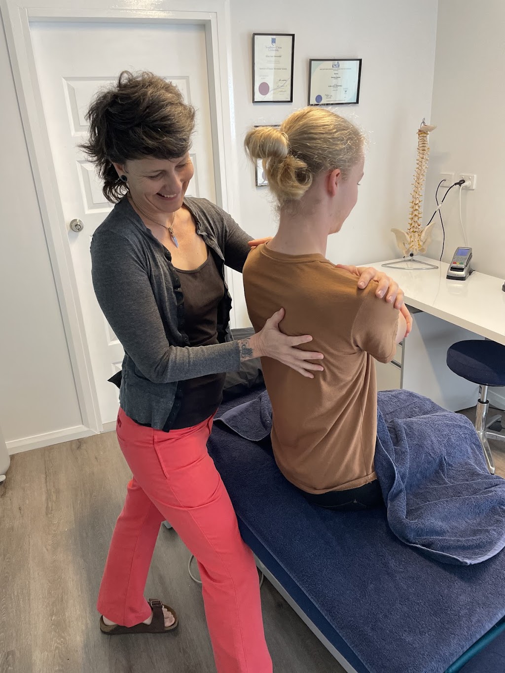 Lake Osteopathy | 16 Express Cct, Marmong Point NSW 2284, Australia | Phone: 0405 989 072