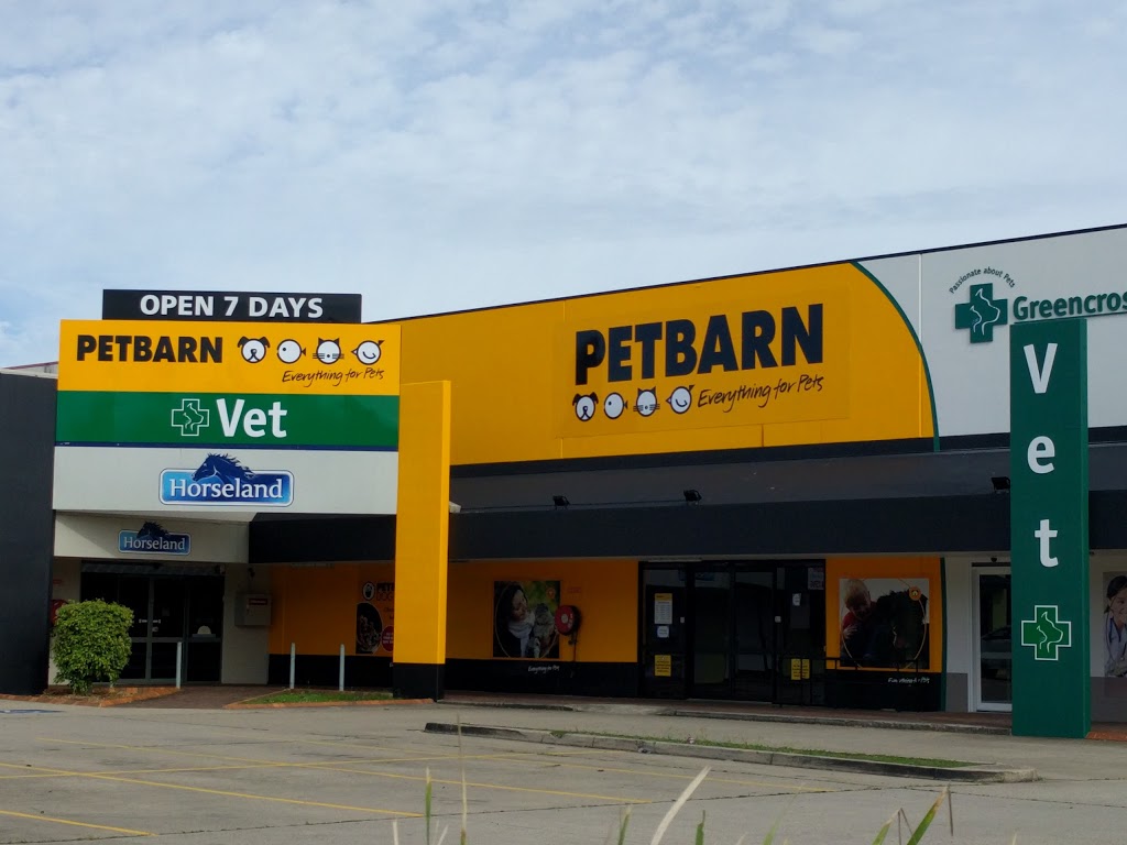 Petbarn Lawnton | pet store | 640 Gympie Rd, Lawnton QLD 4501, Australia | 0732057655 OR +61 7 3205 7655