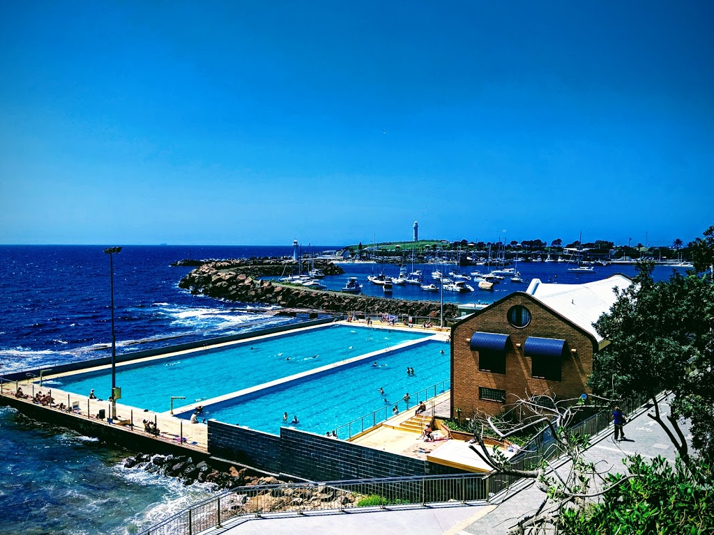 Continental Pool |  | Cliff Road Tramway, North Wollongong NSW 2500, Australia | 0242277111 OR +61 2 4227 7111