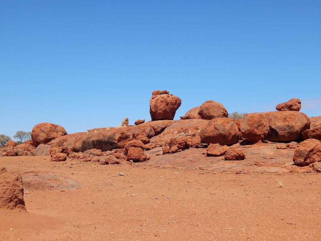 The Yunda "Bread" | Yunda, Outstation East, Murchison WA 6630, Australia | Phone: 0467 709 389