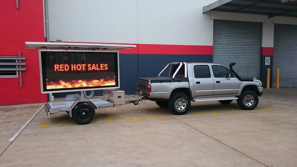 LED Ur Sign | 46 Boothby St, Kedron QLD 4031, Australia | Phone: 0409 592 692