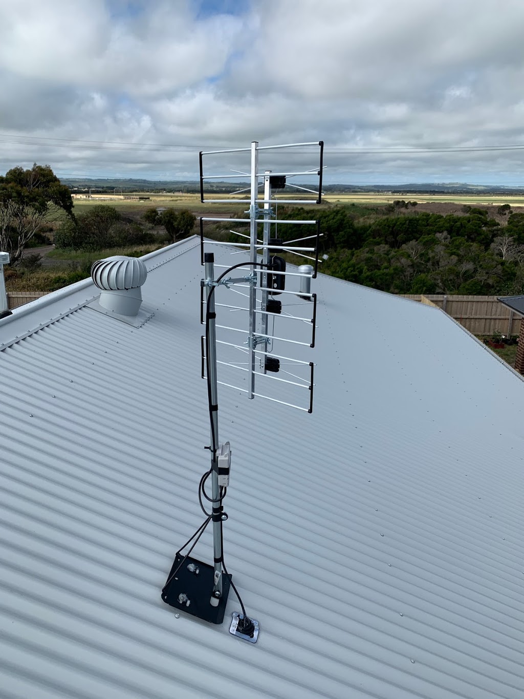 Fix Antenna |  | 54 Silvereye Cct, Wonthaggi VIC 3995, Australia | 0432279400 OR +61 432 279 400