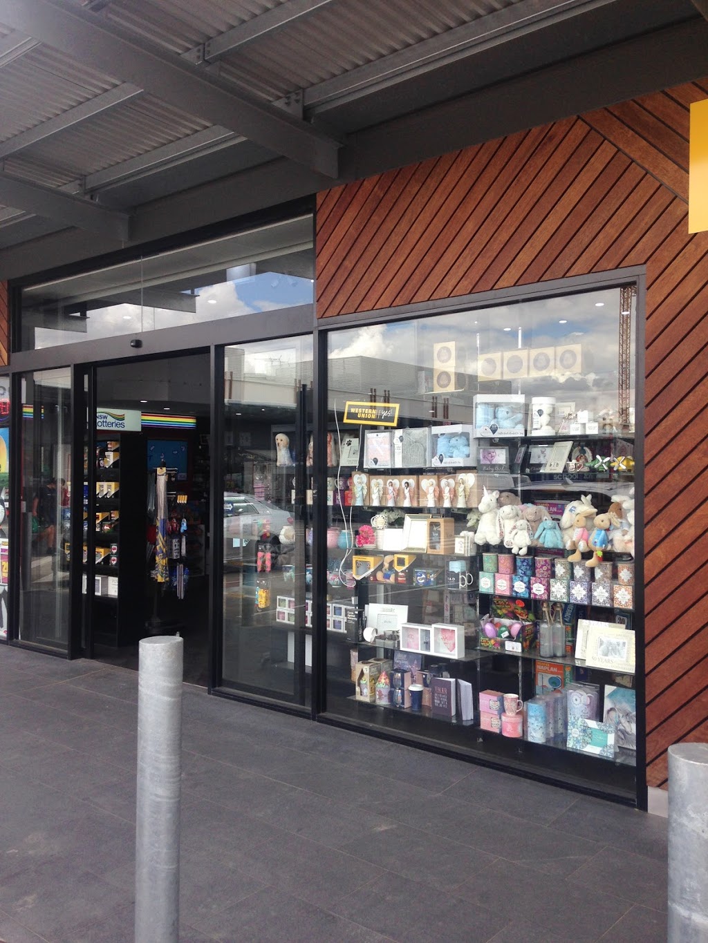 Nextra North Kellyville | book store | 12/14 Withers Rd, Kellyville NSW 2155, Australia | 0288832381 OR +61 2 8883 2381