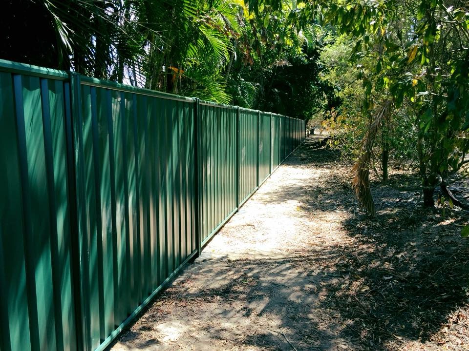 Fencing Around | 17 Martin Ave, Mareeba QLD 4880, Australia | Phone: 0488 570 272