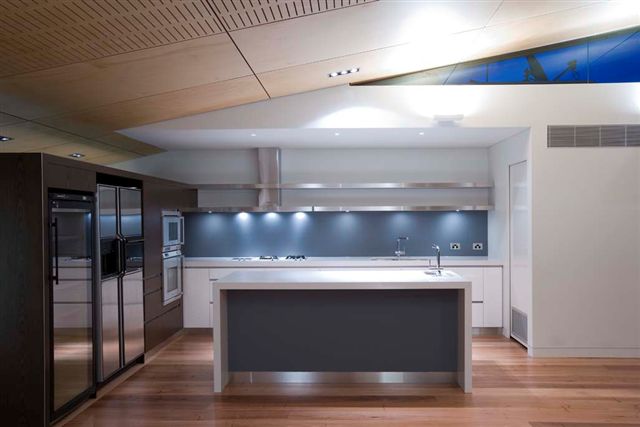 SimplyFrameless Glass Concepts | 2/338 Williamstown Rd, Yarraville VIC 3013, Australia | Phone: 1300 115 446