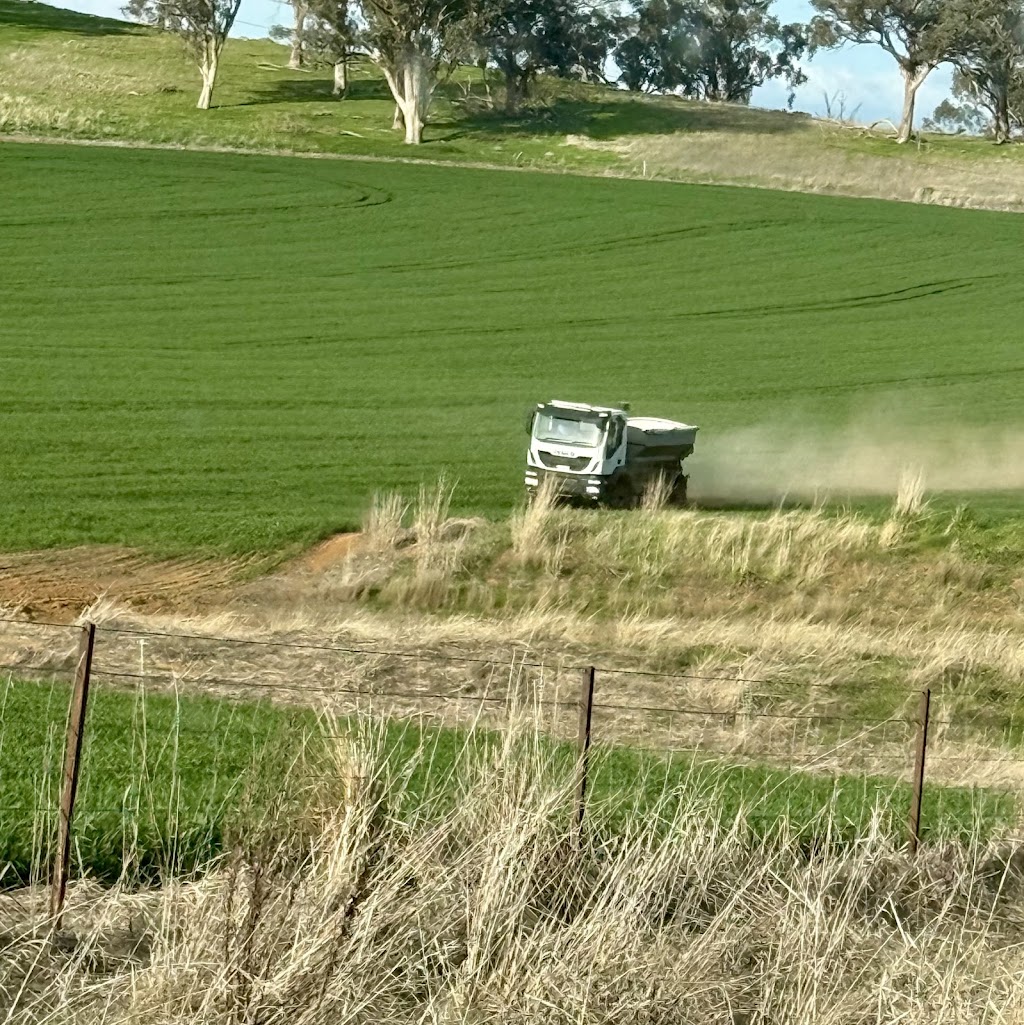 JW Walker Contracting | Tallarook Rd, Cowra NSW 2794, Australia | Phone: 0466 313 365