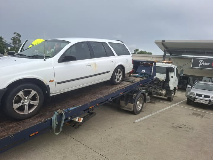 Rockhampton Towing And Transport | 3 Tindall Rd, Gracemere QLD 4702, Australia | Phone: 0486 313 363