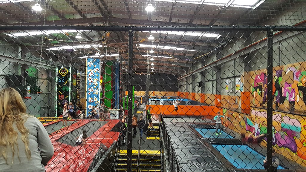 Jump & Climb Traralgon | 62 Eastern Rd, Traralgon VIC 3844, Australia | Phone: (03) 5174 3944