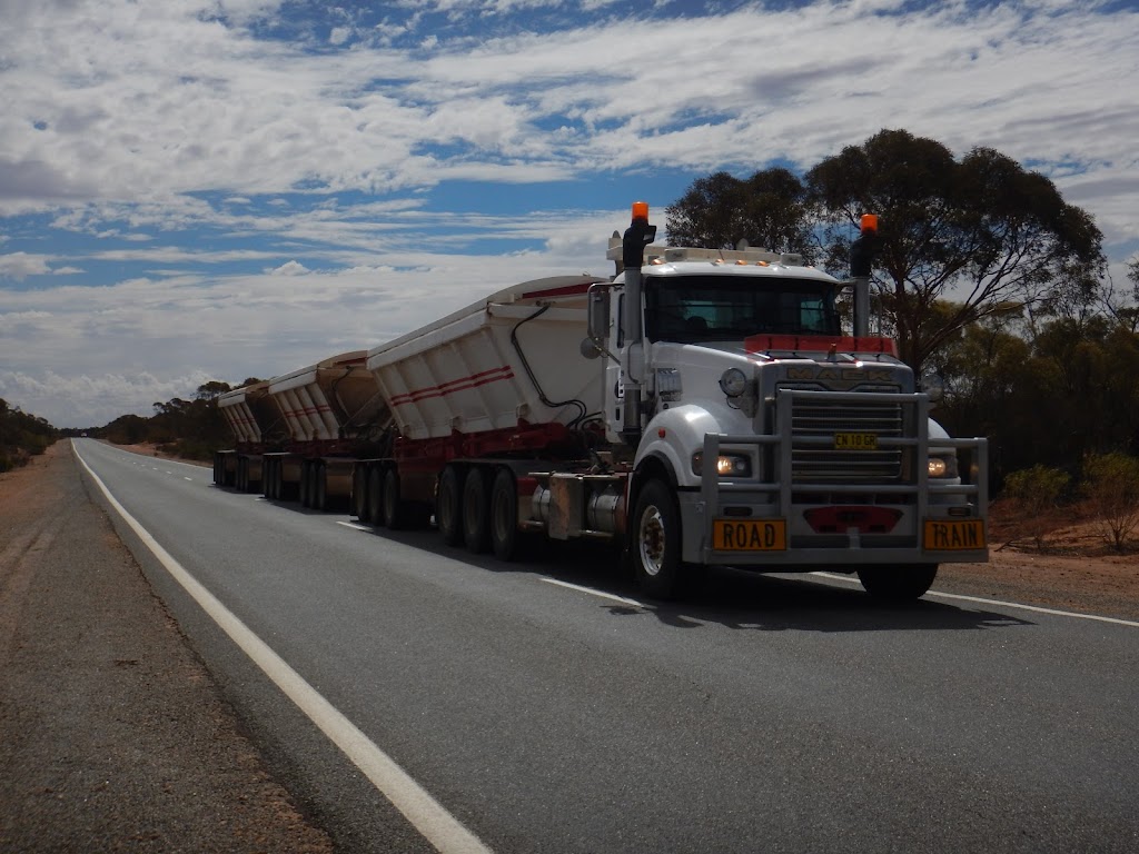 Basin Sands Logistics | moving company | 23 Kanandah Pl, Broken Hill NSW 2880, Australia | 0880877150 OR +61 8 8087 7150