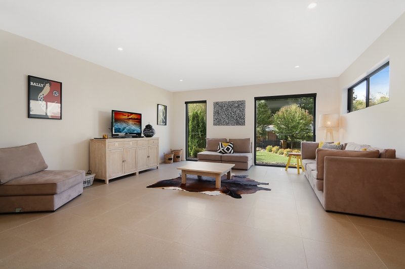 Divine | 17 Kilfinan Cresent, Bright VIC 3741, Australia | Phone: (03) 5755 2275