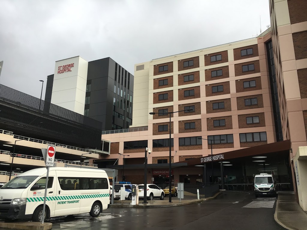 St George Hospital | hospital | Gray St, Kogarah NSW 2217, Australia | 0291131111 OR +61 2 9113 1111