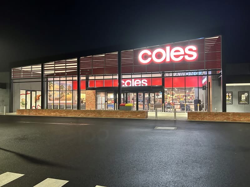 Coles Yarrawonga | 14 Frank Dr, Yarrawonga VIC 3730, Australia | Phone: (03) 5749 1700
