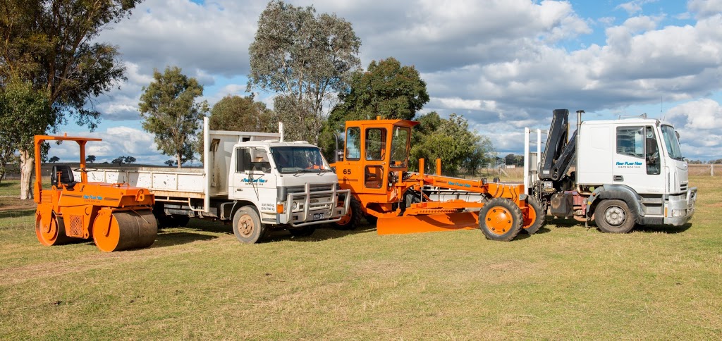 Hunt Plant Hire | 19-29 Curlew Cres, Oxley Vale NSW 2340, Australia | Phone: (02) 6762 4466