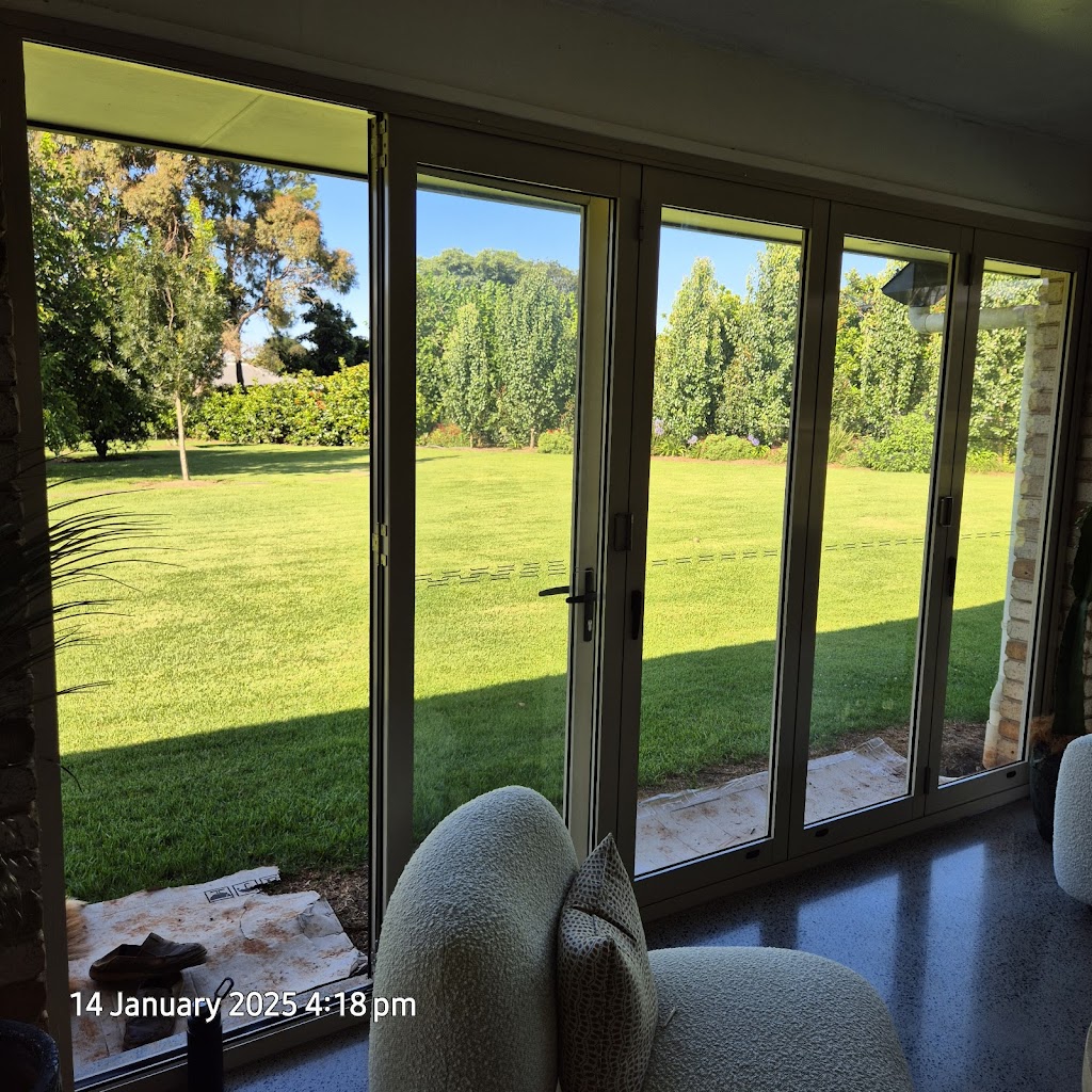 True Blue Property Maintenance | 40 Holly Ave, Highfields QLD 4352, Australia | Phone: 0458 155 999