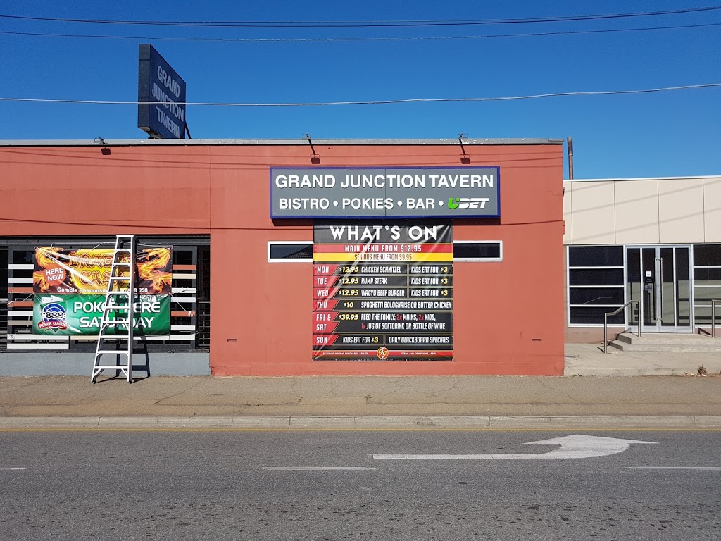Grand Junction Tavern | lodging | 174 Grand Jct Rd, Pennington SA 5013, Australia | 0884472820 OR +61 8 8447 2820