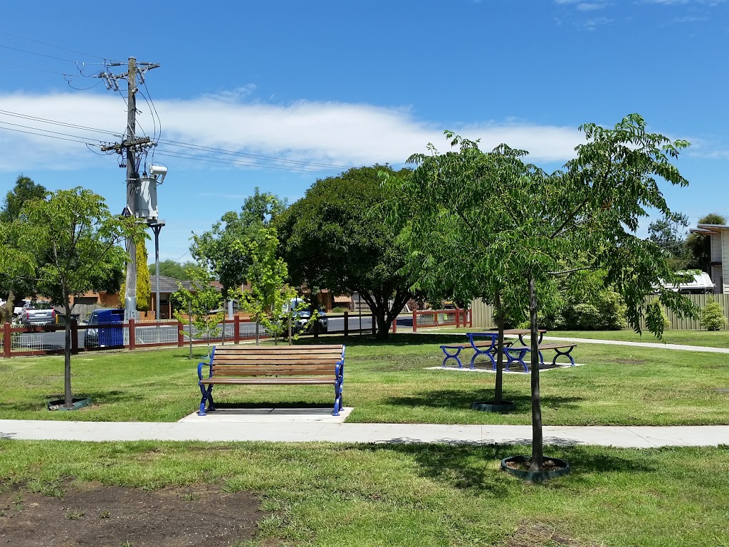 Soldiers Memorial Park | park | Stratford VIC 3862, Australia