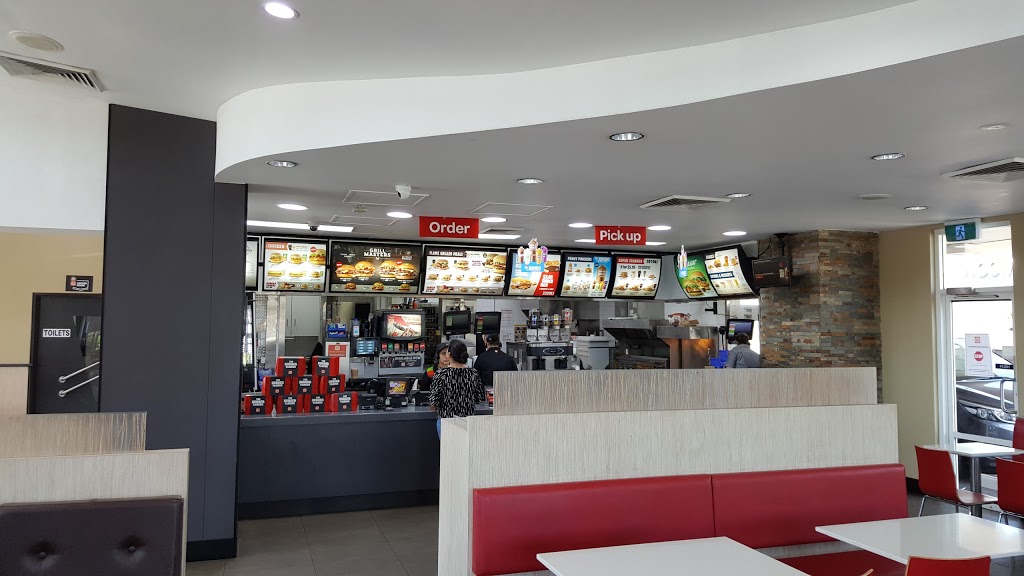 Hungry Jacks Burgers Minto | 104 Pembroke Rd, Minto NSW 2566, Australia | Phone: (02) 9824 5277