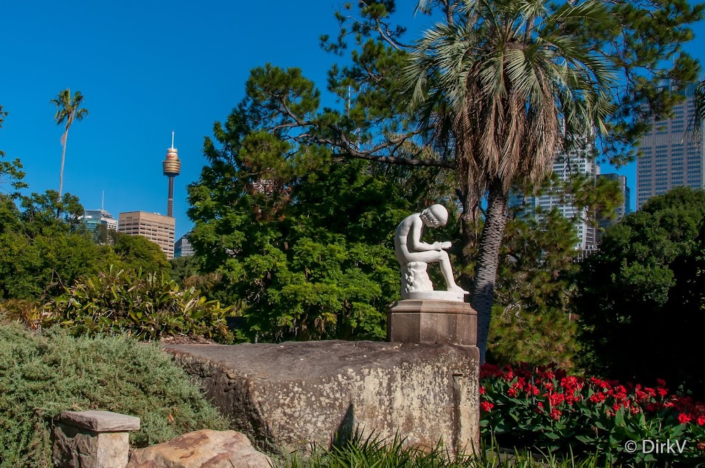 Boy Extracting Thorn Statue | 1c Mrs Macquaries Rd, Sydney NSW 2000, Australia | Phone: (02) 9231 8111