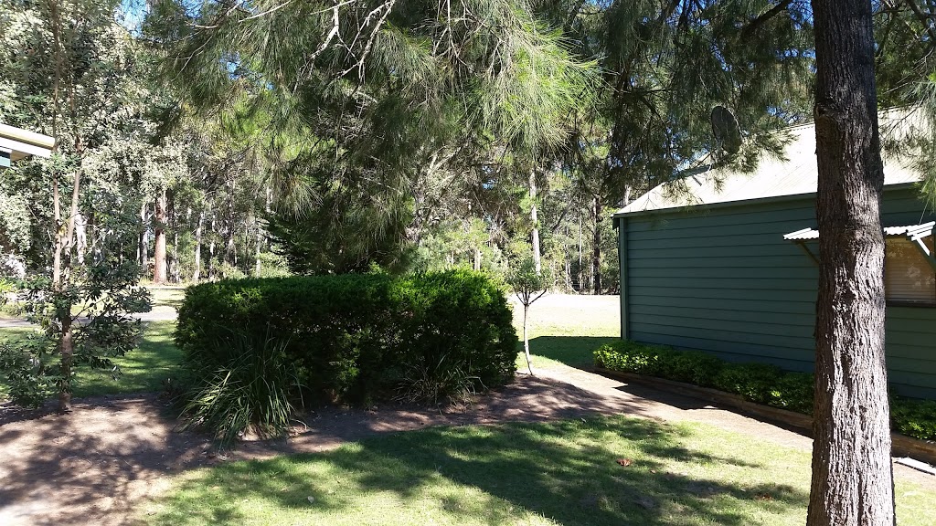 Caddyshack Cabin @ Kangaroo Valley Golf & Country Resort | Unit 23/390 Mount Scanzi Rd, Kangaroo Valley NSW 2577, Australia | Phone: (02) 8840 2852