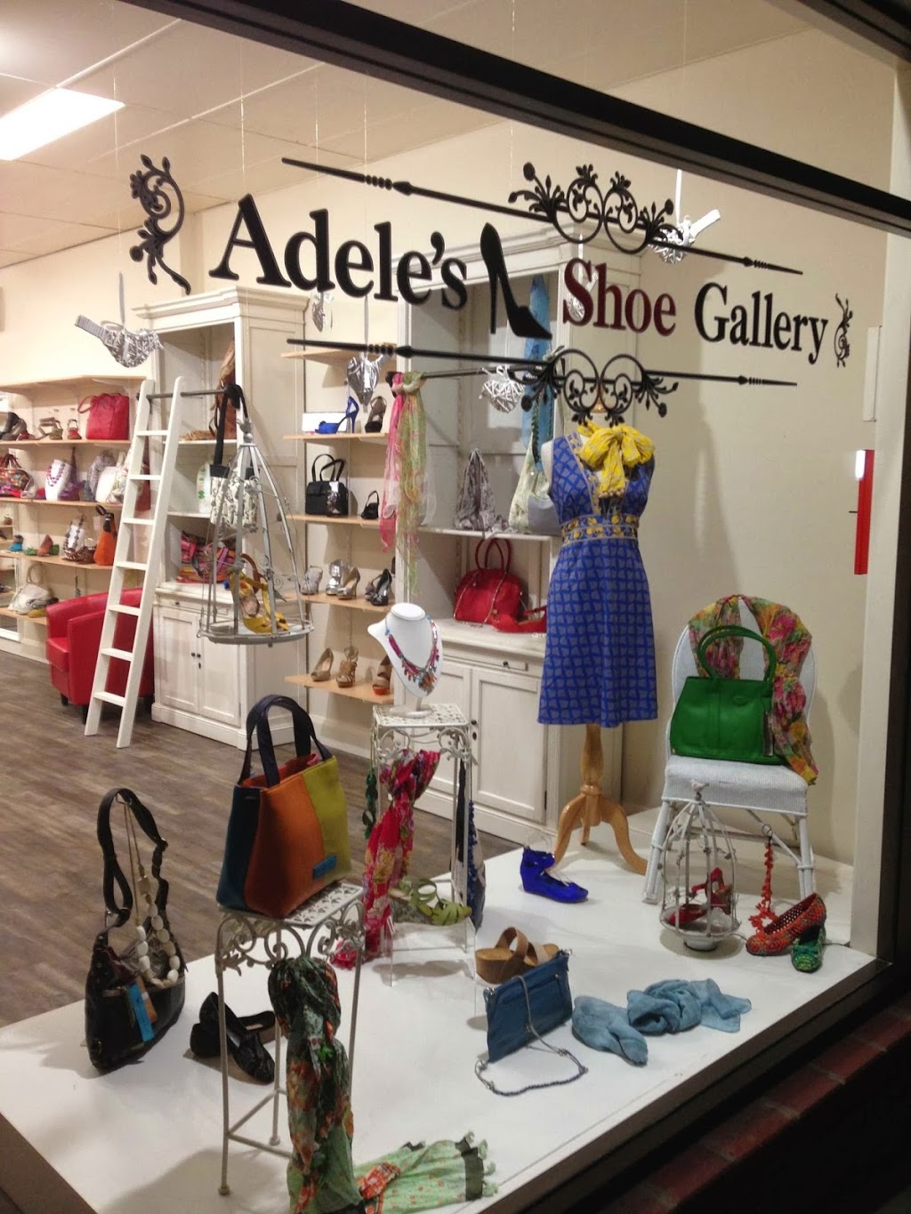 Adeles Shoe Gallery | 3/939 Wellington St, Strathfieldsaye VIC 3551, Australia | Phone: (03) 5441 6665