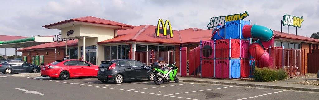 McDonalds Skye | cafe | Cnr Westernport Highway &, Hall Rd, Skye VIC 3977, Australia | 0397707177 OR +61 3 9770 7177