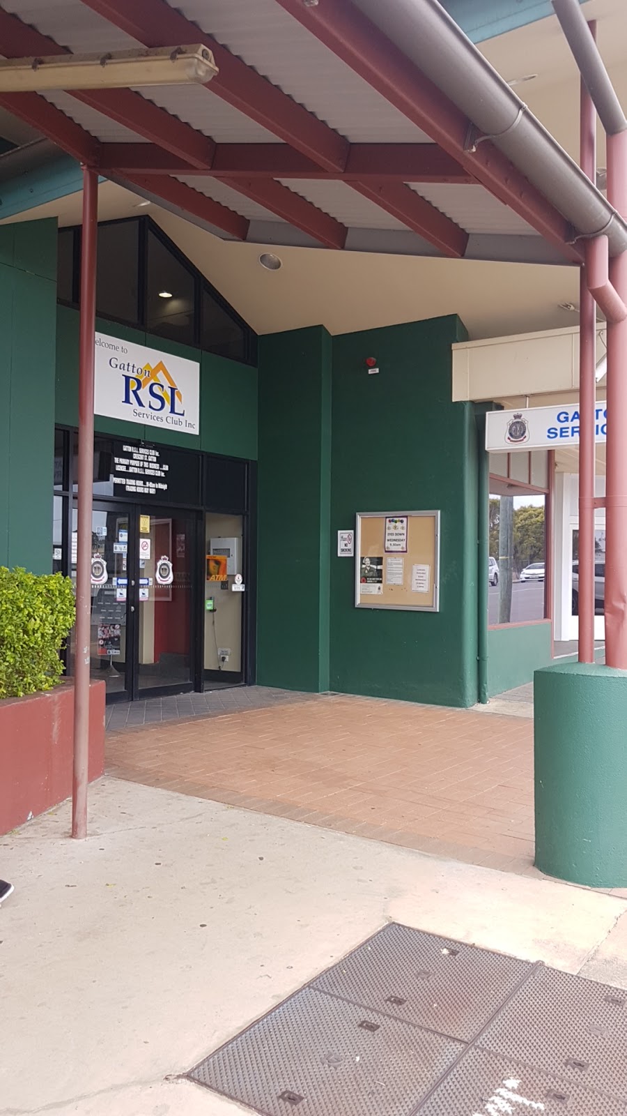 Gatton RSL Services Club | 52 Crescent St, Gatton QLD 4343, Australia | Phone: (07) 5462 1461