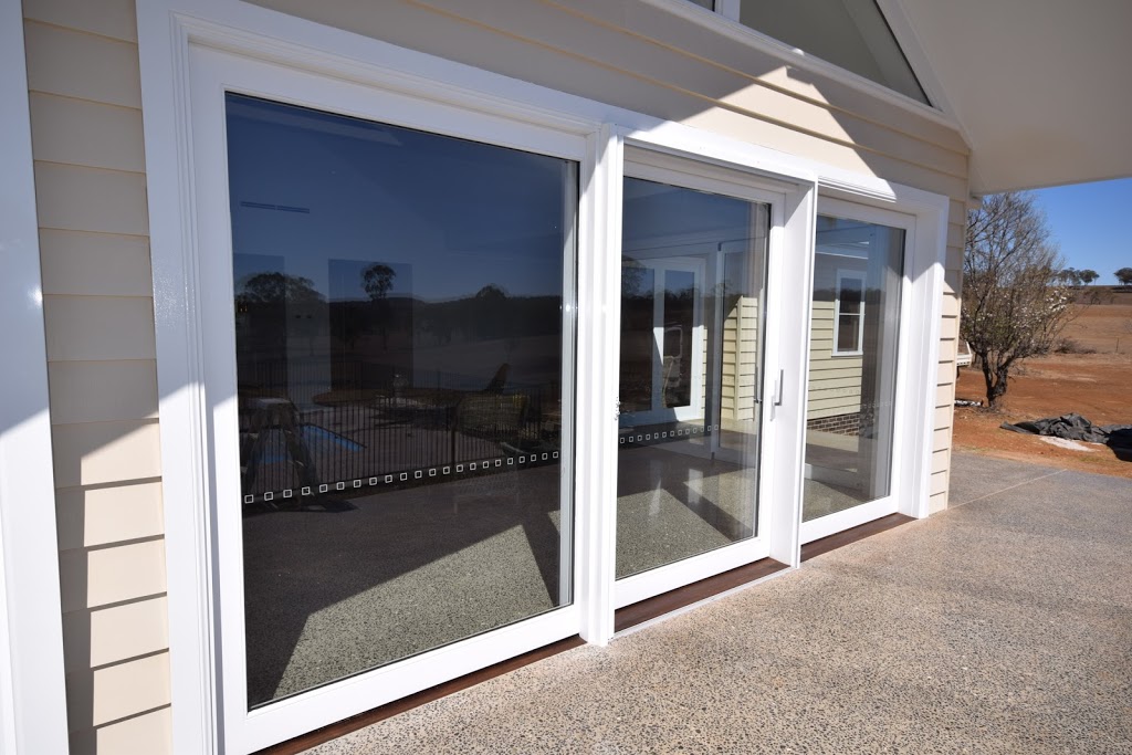 Moar Windows & Doors | general contractor | 3/270 Mann St, Armidale NSW 2350, Australia | 0267720068 OR +61 2 6772 0068