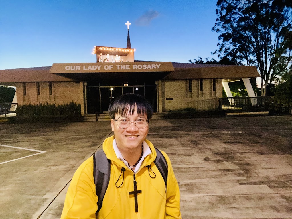 Our Lady of the Rosary Catholic Church Kenmore | 1 Kenmore Rd, Kenmore QLD 4069, Australia | Phone: (07) 3324 3630