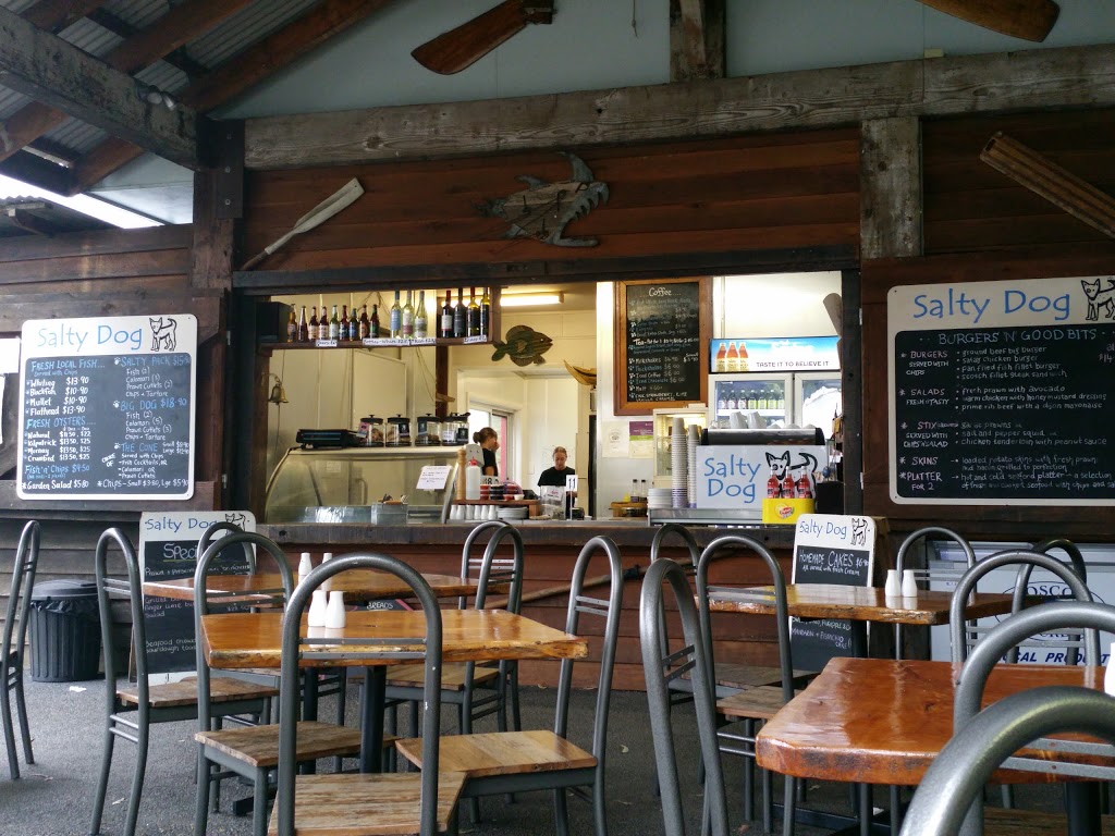 Salty Dog Cafe Coolongolook | cafe | Coolongolook NSW 2423, Australia | 0249977107 OR +61 2 4997 7107