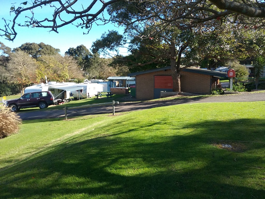 Surf Beach Holiday Park | Ballingalla St, Narooma NSW 2546, Australia | Phone: (02) 4476 2275