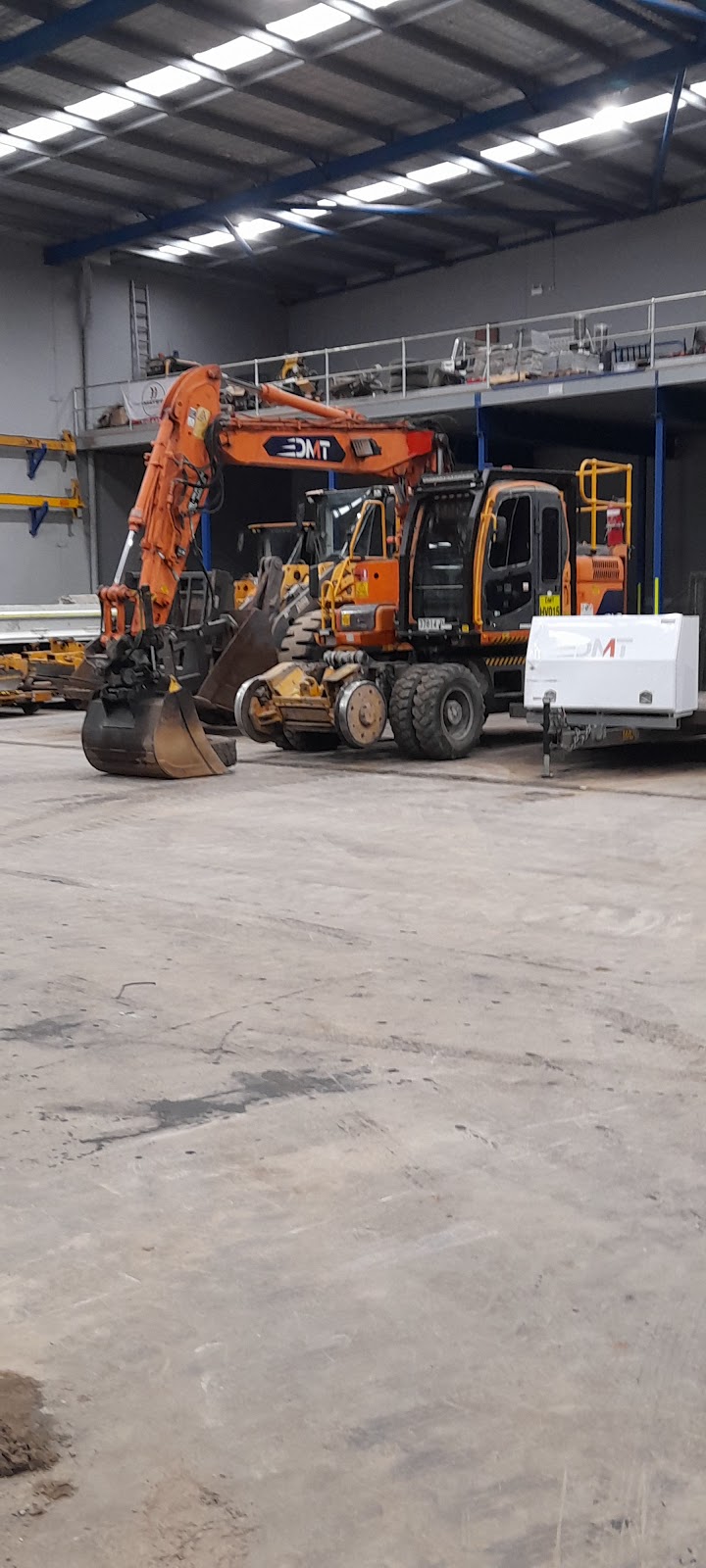 Di Mattia Transport Pty Ltd | 80 Dunheved Cct, St Marys NSW 2760, Australia | Phone: (02) 9792 8002