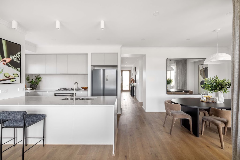 Simonds Averley Display Home - Nar Nar Goon | 60 Apsley Pkwy, Nar Nar Goon North VIC 3812, Australia | Phone: 0431 205 952