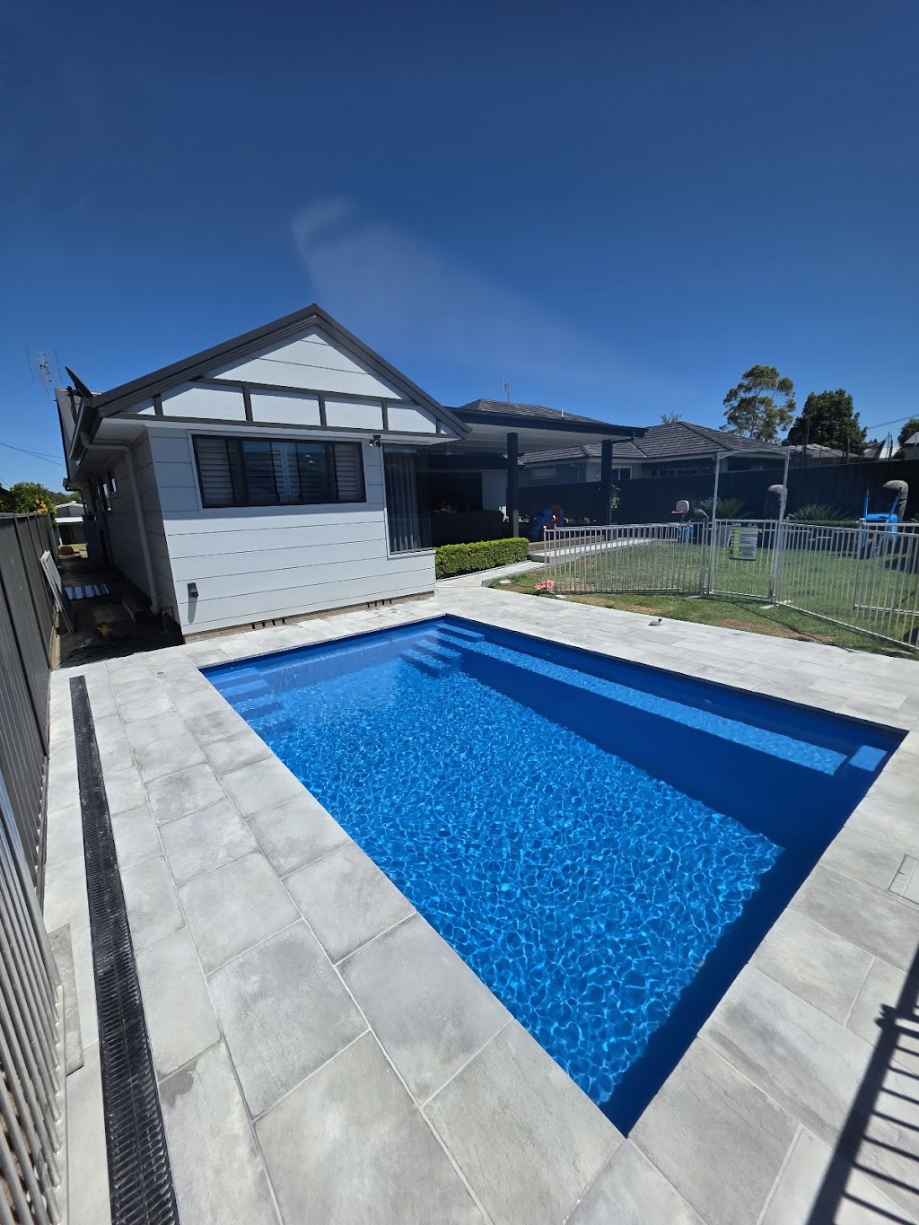 SM Landscape Solutions | 5 Emerald St, Hamilton North NSW 2292, Australia | Phone: 0402 661 612