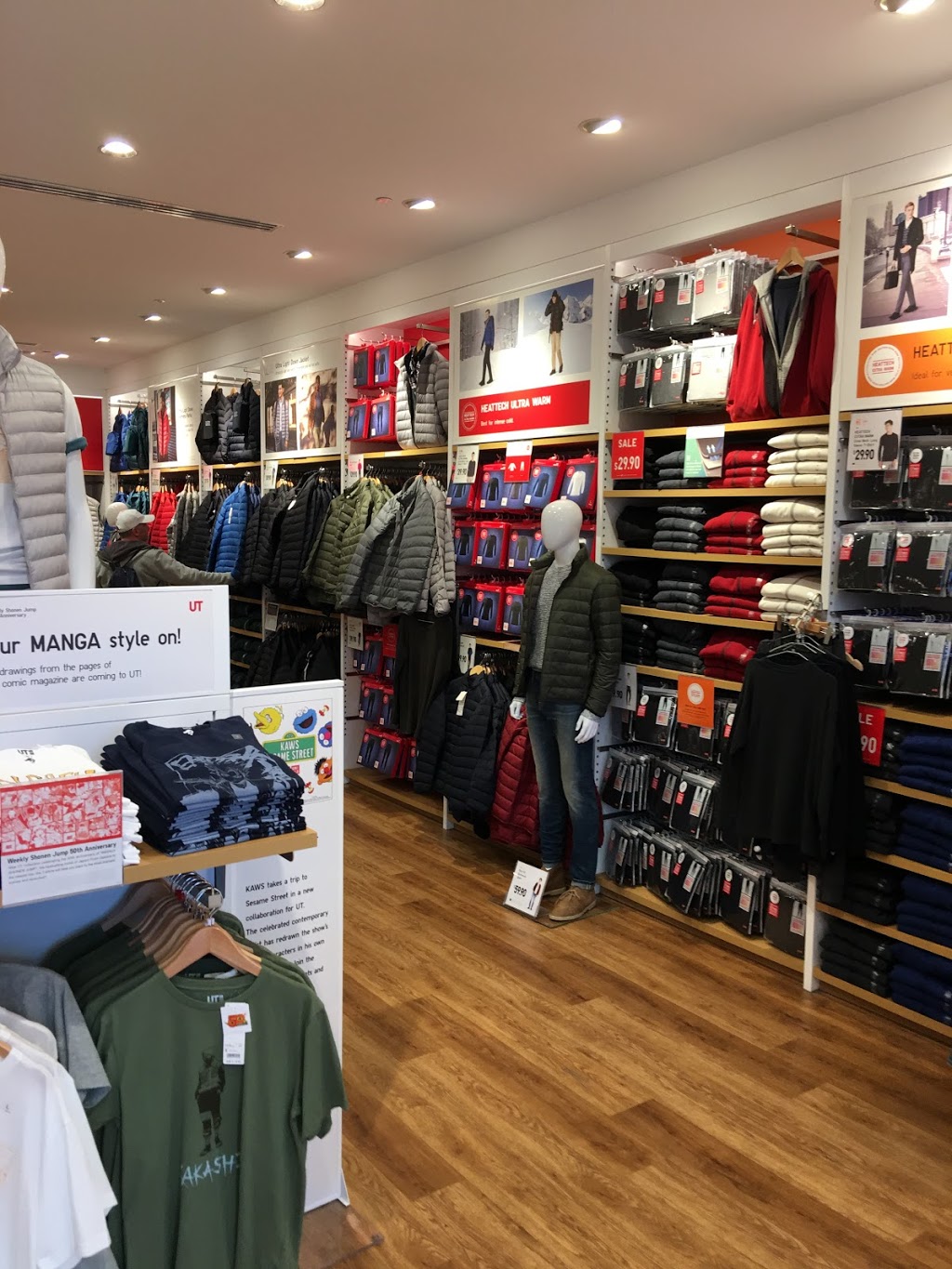 UNIQLO | clothing store | 1-544/1 Anderson St, Chatswood NSW 2067, Australia | 0294102499 OR +61 2 9410 2499