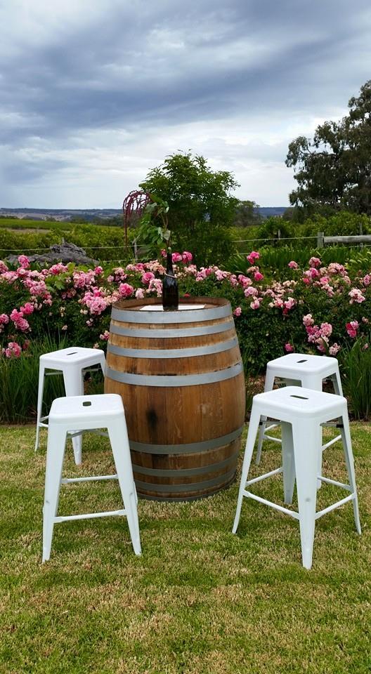 Old Oval Estate/Fork in the Road Wines | food | 18 Sand Rd, McLaren Vale SA 5171, Australia | 0883239100 OR +61 8 8323 9100