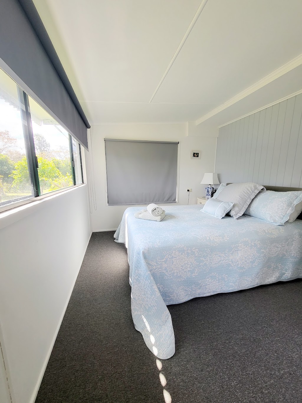 Coolmoor Crest Bed and Breakfast | 19 Graham St, Tiaro QLD 4650, Australia | Phone: 0402 703 910
