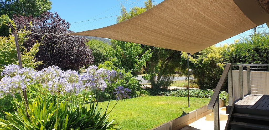 Abbies Cottage Holiday Accommodaion | 14 Wonnangatta Ave, Tawonga South VIC 3698, Australia | Phone: 0419 287 321