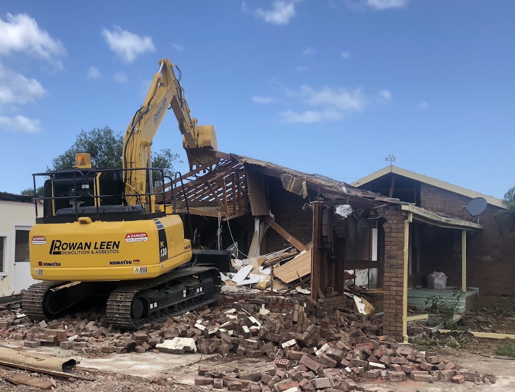 Rowan Leen Demolition & Asbestos | 40 Gregory Ave, Newtown VIC 3215, Australia | Phone: 0448 882 776