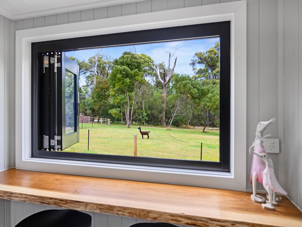 Little Luxe Cottage | 323 Cathedral Ln, Taggerty VIC 3714, Australia | Phone: 0404 454 749