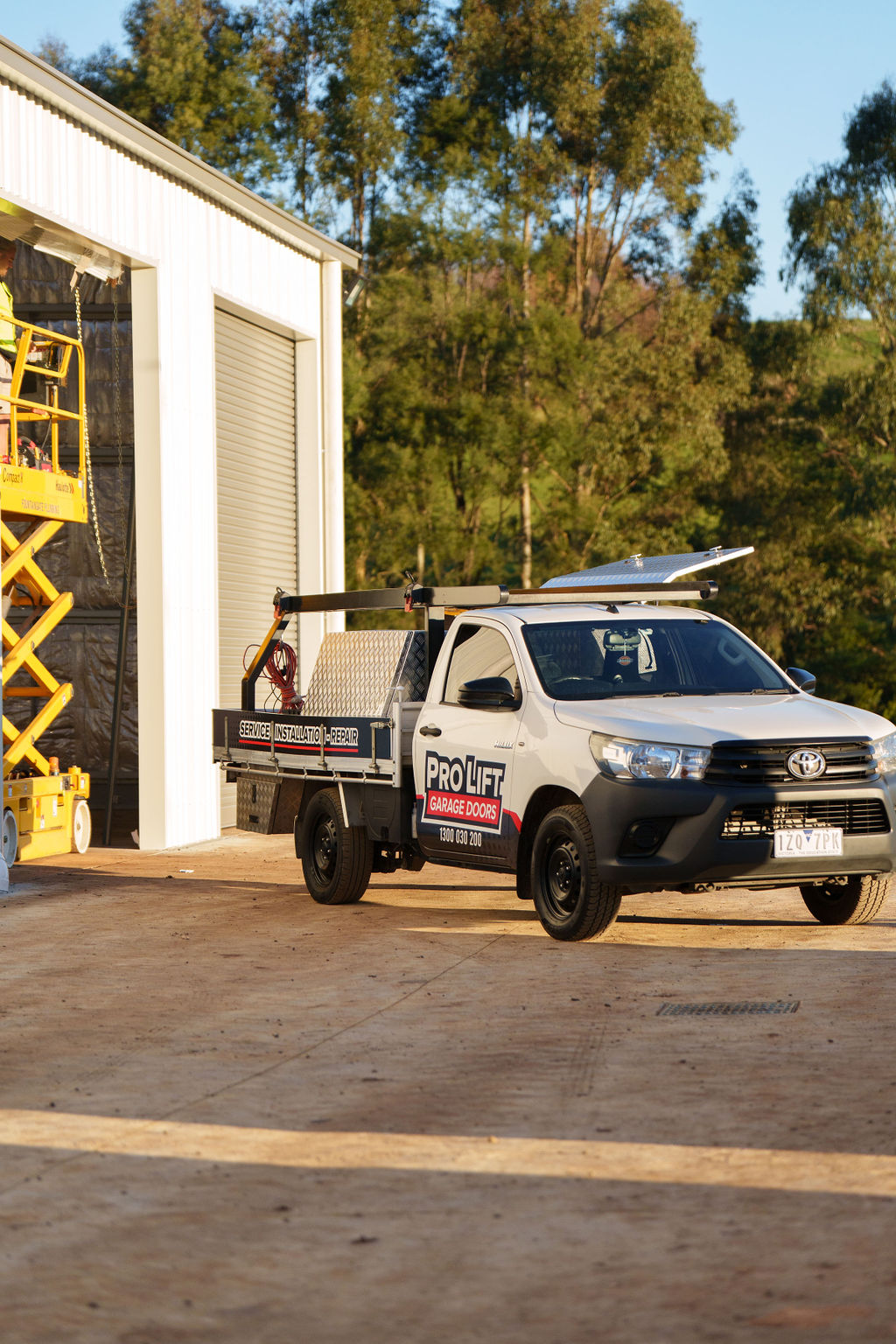ProLift Garage Doors | 25B Bate Cl, Pakenham VIC 3810, Australia | Phone: 1300 030 200